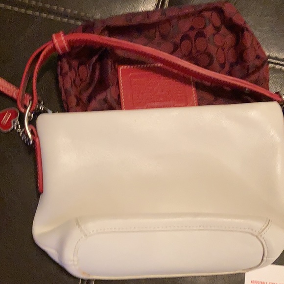 Coach small hand purse and wallet Authentic - Picture 14 of 16